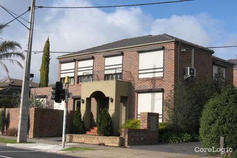Property photo of 2/926 Doncaster Road Doncaster East VIC 3109