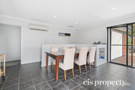 Property photo of 11 Radiata Drive Lindisfarne TAS 7015