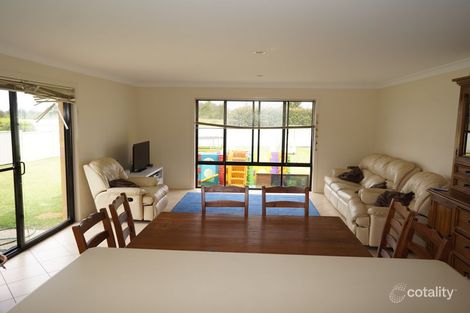 Property photo of 21 Bluehaven Drive Old Bar NSW 2430