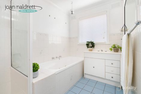 Property photo of 11 Ruby Road West Wodonga VIC 3690