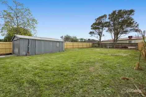 Property photo of 84 Warranilla Avenue Rosebud VIC 3939