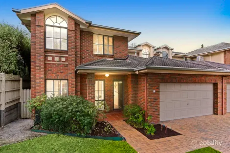 Property photo of 10 Conservatory Drive Burwood VIC 3125