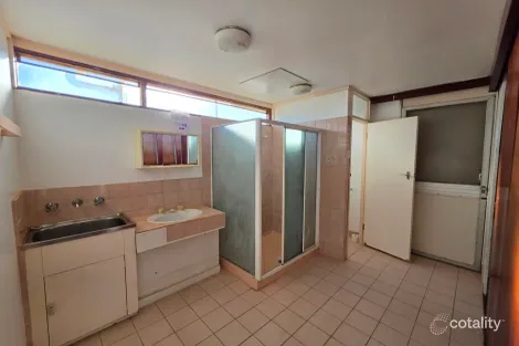 Property photo of 1 Hearn Place Morgantown WA 6701