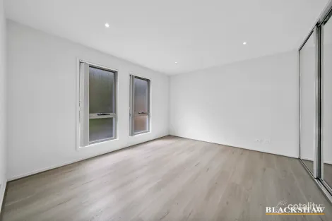 Property photo of 20/36 Antill Street Queanbeyan NSW 2620