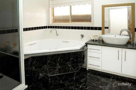 Property photo of 5 Princeton Place Broadmeadows VIC 3047