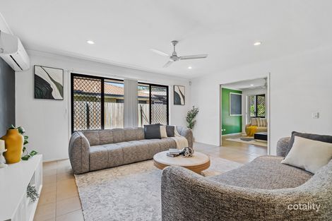 Property photo of 15 Weir Close Berrinba QLD 4117