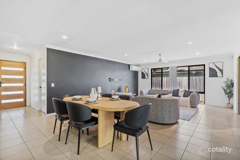 Property photo of 15 Weir Close Berrinba QLD 4117