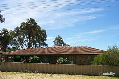 Property photo of 19 Cullen Court Camillo WA 6111