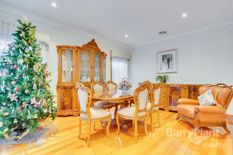 Property photo of 22 Bruce Way Taylors Lakes VIC 3038