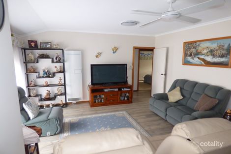 Property photo of 2/2 Baxter Court Moe VIC 3825