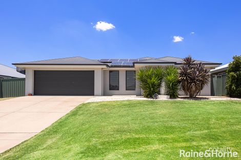 Property photo of 23 Paperbark Drive Forest Hill NSW 2651