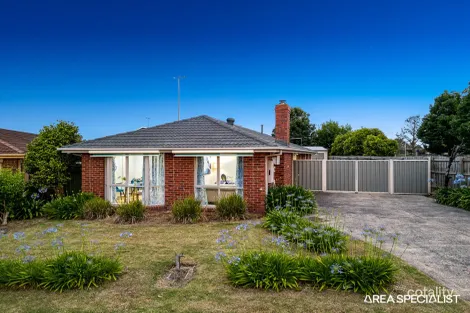 Property photo of 105 Lesdon Avenue Cranbourne VIC 3977