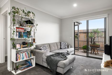 Property photo of 2/9 Fraser Avenue Edithvale VIC 3196