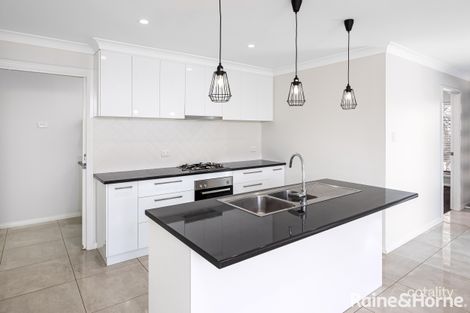 Property photo of 23 Paperbark Drive Forest Hill NSW 2651