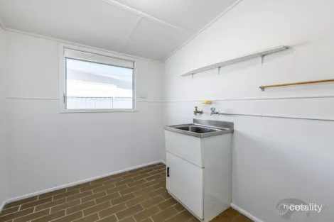 Property photo of 12 Plover Avenue Paradise Point QLD 4216