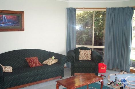 Property photo of 2 Meyer Place Thurgoona NSW 2640
