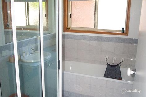 Property photo of 2 Meyer Place Thurgoona NSW 2640