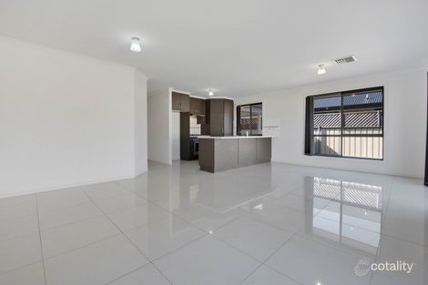 Property photo of 7 Maple Leaf Court Munno Para West SA 5115