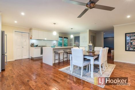 Property photo of 14 Mahon Avenue Beaconsfield VIC 3807