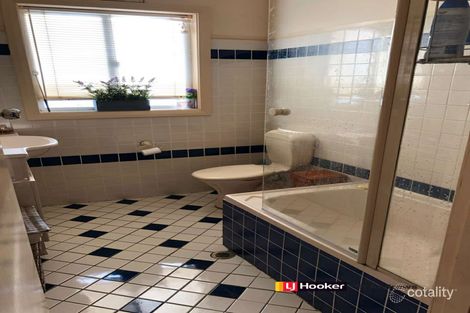 40 Station Rd, Menangle Park, NSW 2563