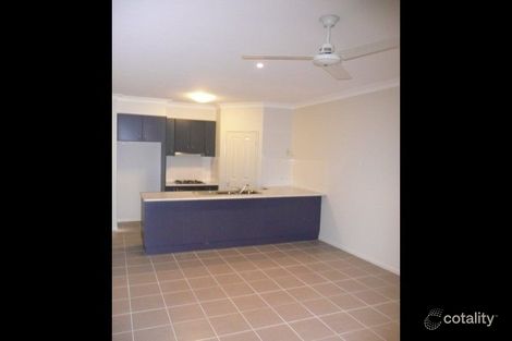 Property photo of 2/18 Armani Avenue Pimpama QLD 4209