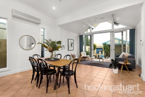 Property photo of 2A Davis Street Elsternwick VIC 3185