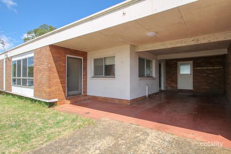 242 Herries St, Newtown, QLD 4350