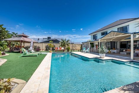 Property photo of 10 Hayling Road Iluka WA 6028