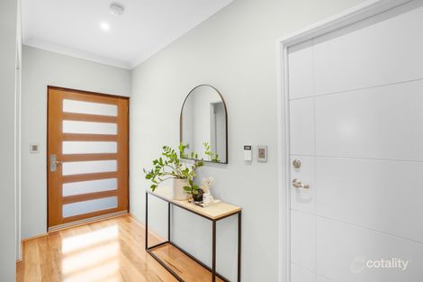 Property photo of 24 Honeymyrtle Turn Stirling WA 6021