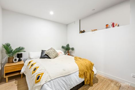 Property photo of 8/160 Hotham Street St Kilda East VIC 3183