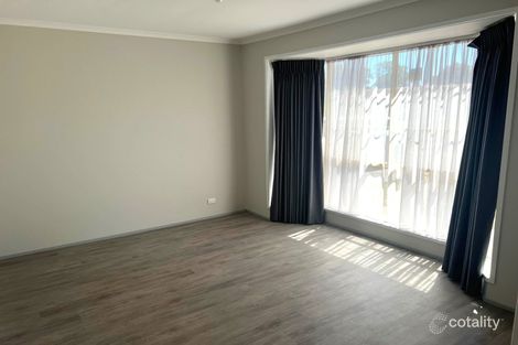 Property photo of 32 Donaldson Drive Broadford VIC 3658