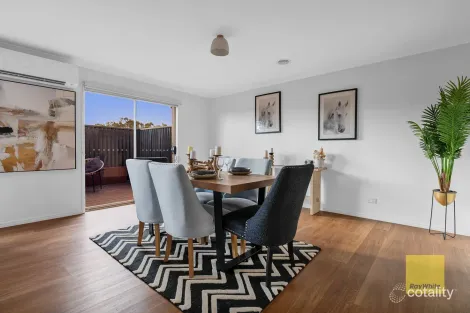 Property photo of 1 Cuthbert Avenue Truganina VIC 3029