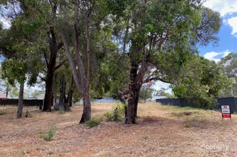 Property photo of 9 Howie Place Collie WA 6225