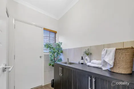 Property photo of 23 Northumberland Circuit Craigieburn VIC 3064