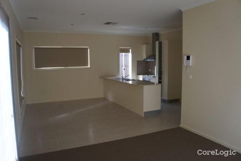 Property photo of 24 Starling Avenue Tarneit VIC 3029