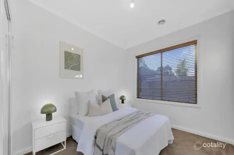 Property photo of 23 Northumberland Circuit Craigieburn VIC 3064