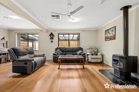 Property photo of 11 Carolanne Court Mooroolbark VIC 3138