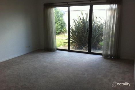 Property photo of 4 Moore Court Highton VIC 3216