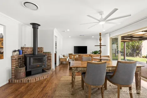 Property photo of 1 Andersson Court Highfields QLD 4352