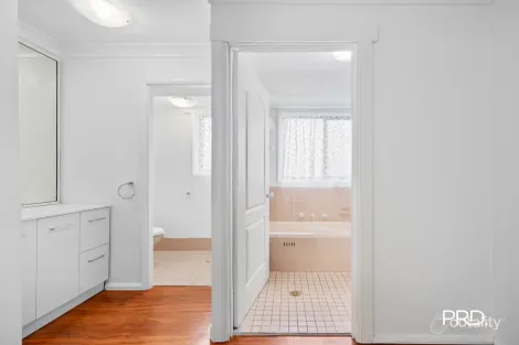 Property photo of 9 Soling Crescent Cranebrook NSW 2749