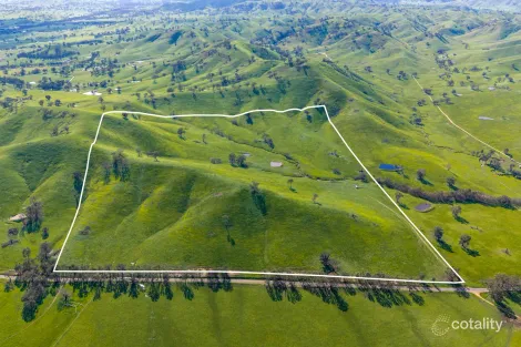 6118 MAROONDAH HWY, YARCK, VIC 3719