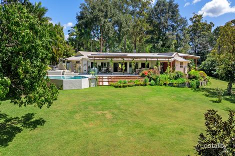 8 LIVISTONA DR, DOONAN, QLD 4562