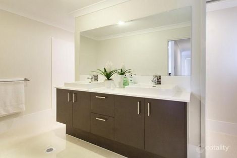 Property photo of 85 Imelda Way Pimpama QLD 4209