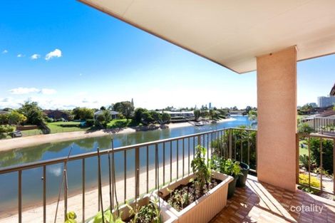 4 Dunlop Ct, Mermaid Waters, QLD 4218