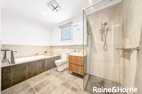 Property photo of 4 Decipher Street Aintree VIC 3336