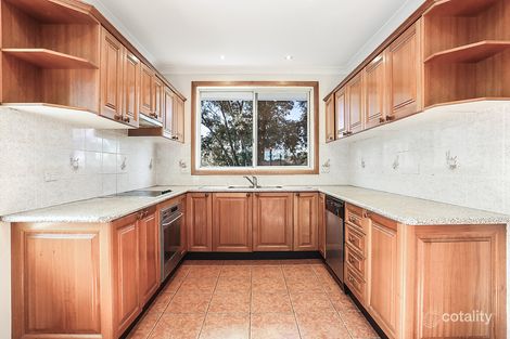 Property photo of 11 Wren Place Lugarno NSW 2210