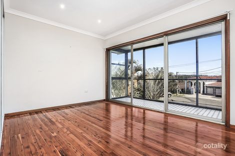 Property photo of 11 Wren Place Lugarno NSW 2210