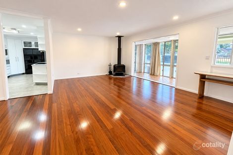 Property photo of 8 Parkway Street Macgregor QLD 4109