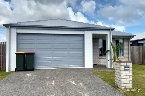 9 Lady Elliott Cres, Eli Waters, QLD 4655