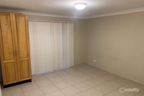 Property photo of 1 Thackeray Close Wetherill Park NSW 2164